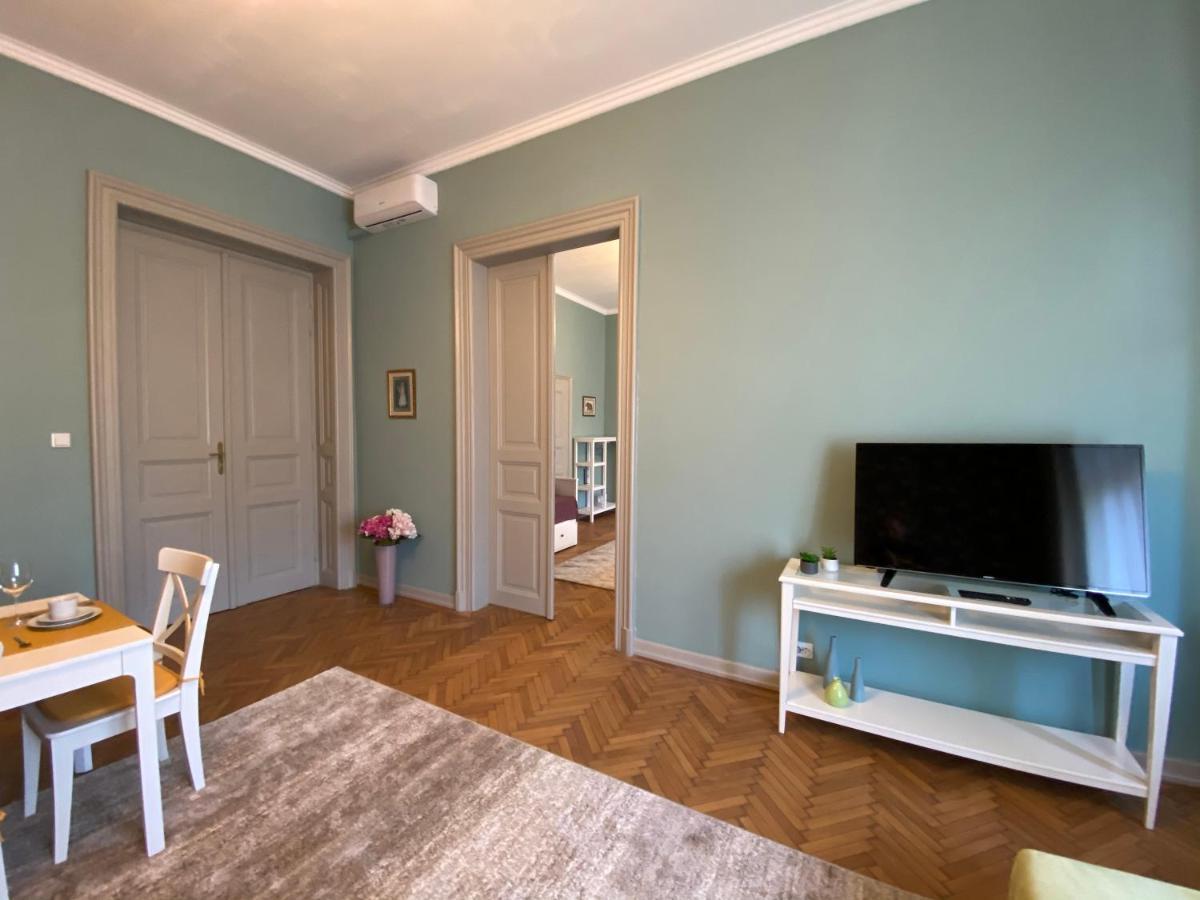 City Stay Timisoara Ngoại thất bức ảnh